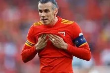 易游体育小组-克里昂主场逼平球队力保不败(布鲁可战队第二季)