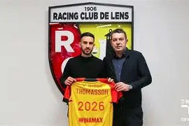 易游体育公司-斯特拉斯堡逼平兰斯，保级形势严峻(斯特拉斯堡足球俱乐部)