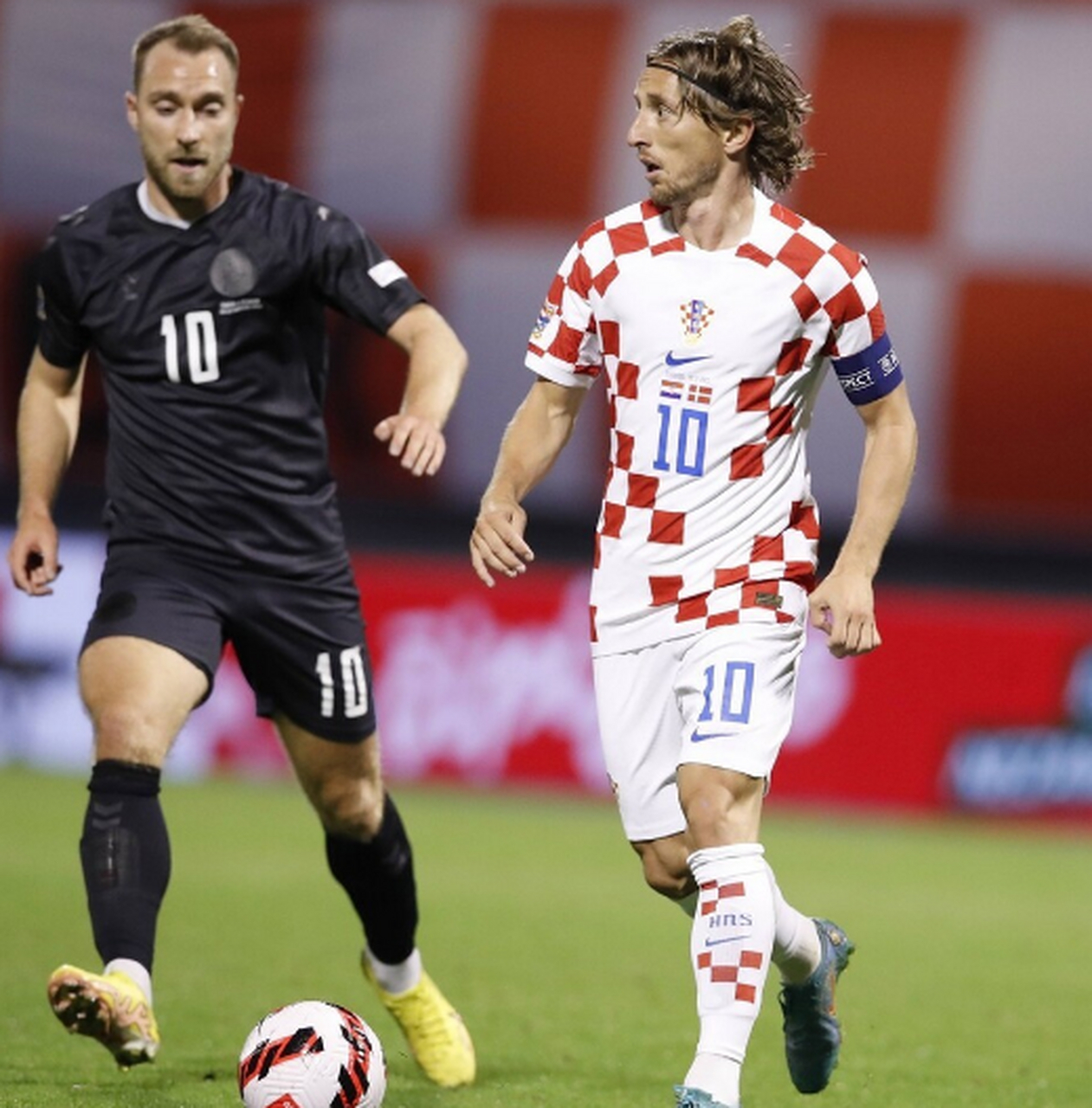 希腊力克罗地亚，轻松雄踞小组头名的简单介绍